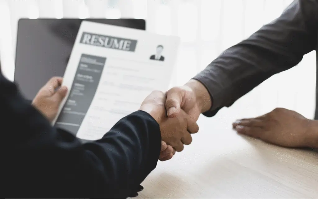 Finding the Right Project Manager Starts with a Stellar Job Posting